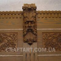 барельєф (дуб)